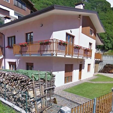 Апартаменты Casa Rosa Лонгароне Экстерьер фото
