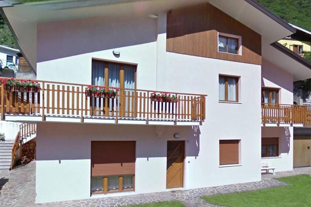 Апартаменты Casa Rosa Лонгароне Экстерьер фото